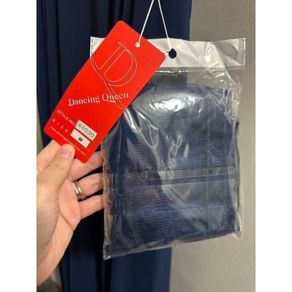 🔴Dancing Queen - 4030 Sweetheart Neck Lace-up‎ Back A-Line Prom Dress Navy Med - Picture 4 of 9